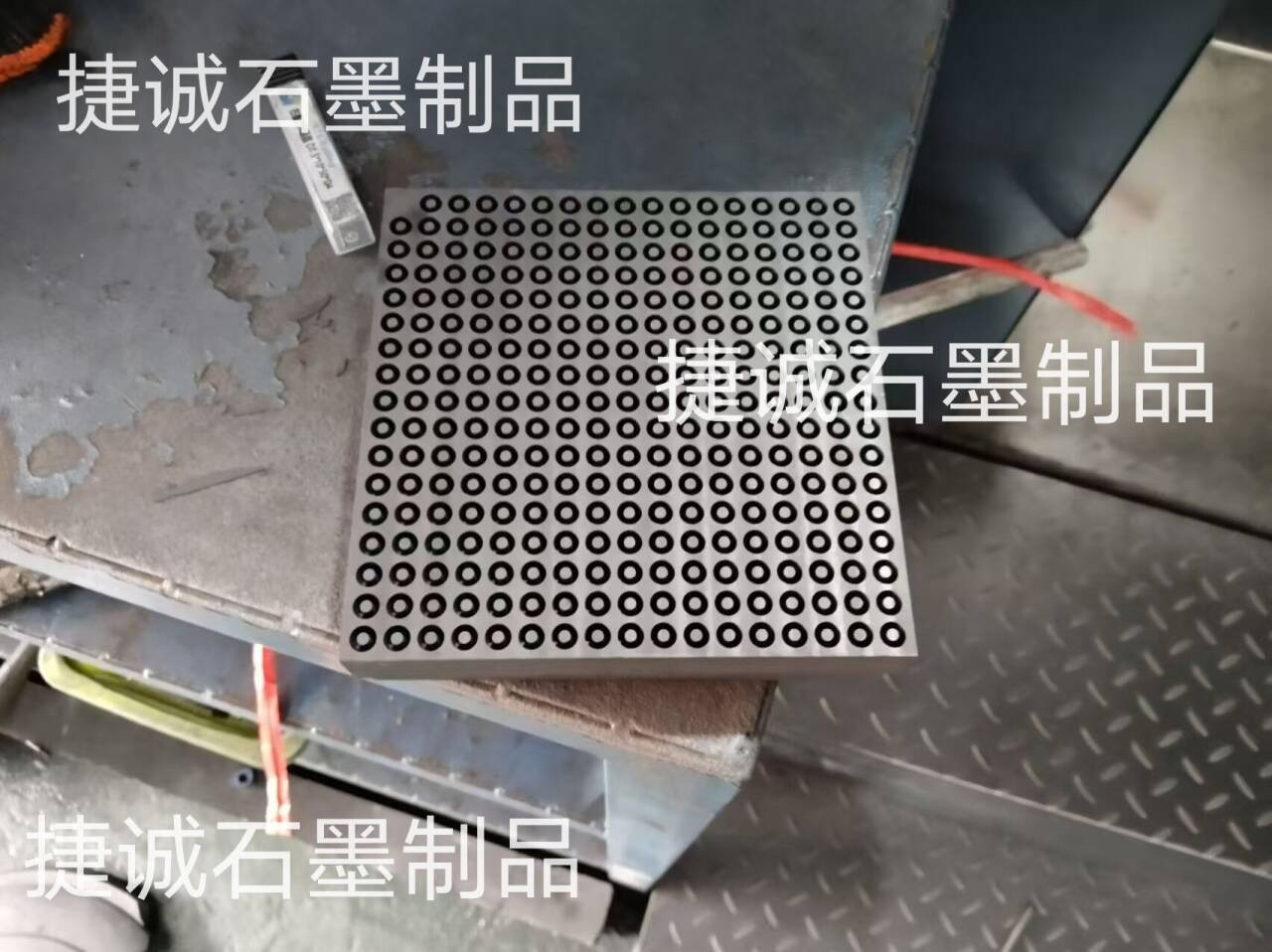 粉環(huán)燒結(jié)石墨模具